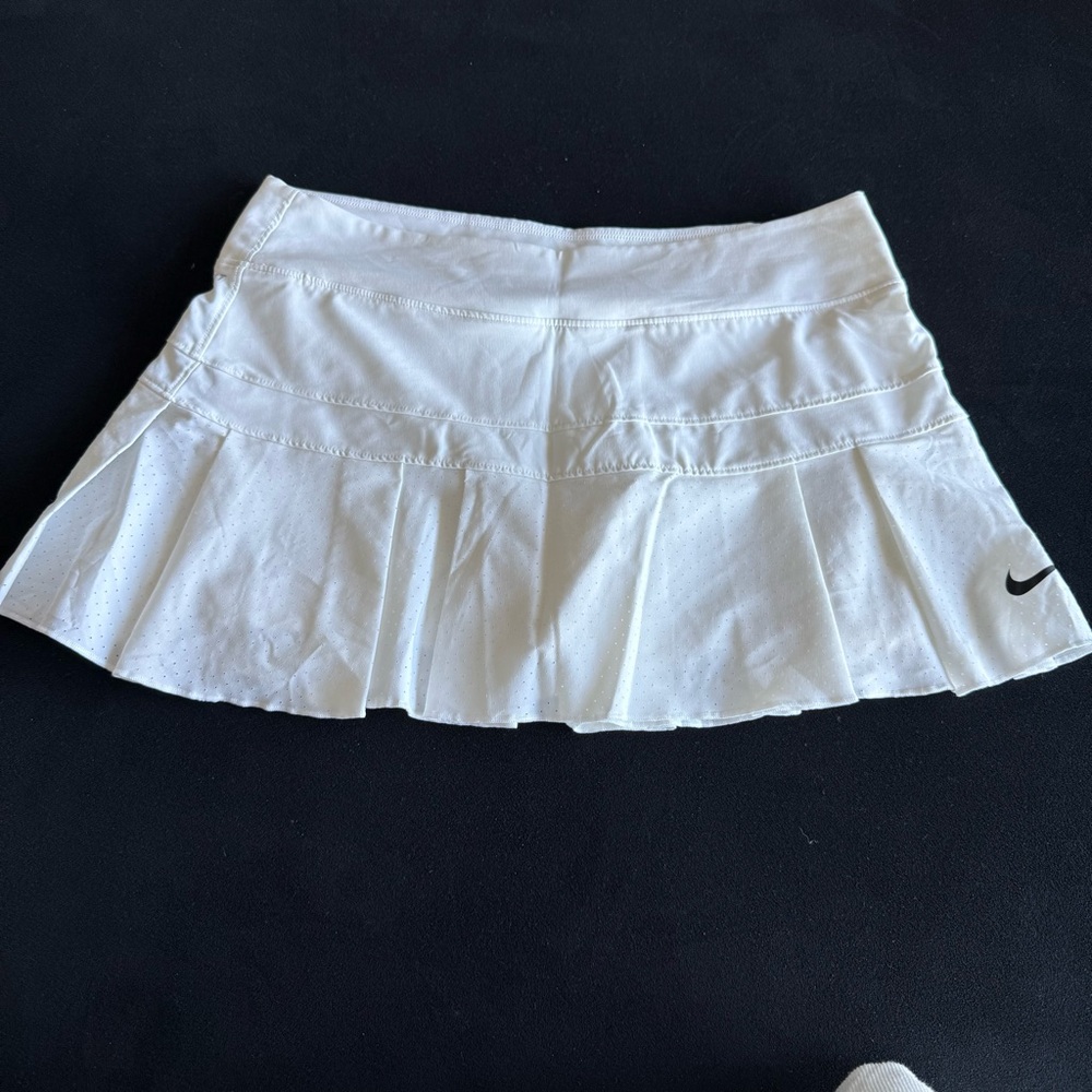 Nike dri- fit white tennis skort